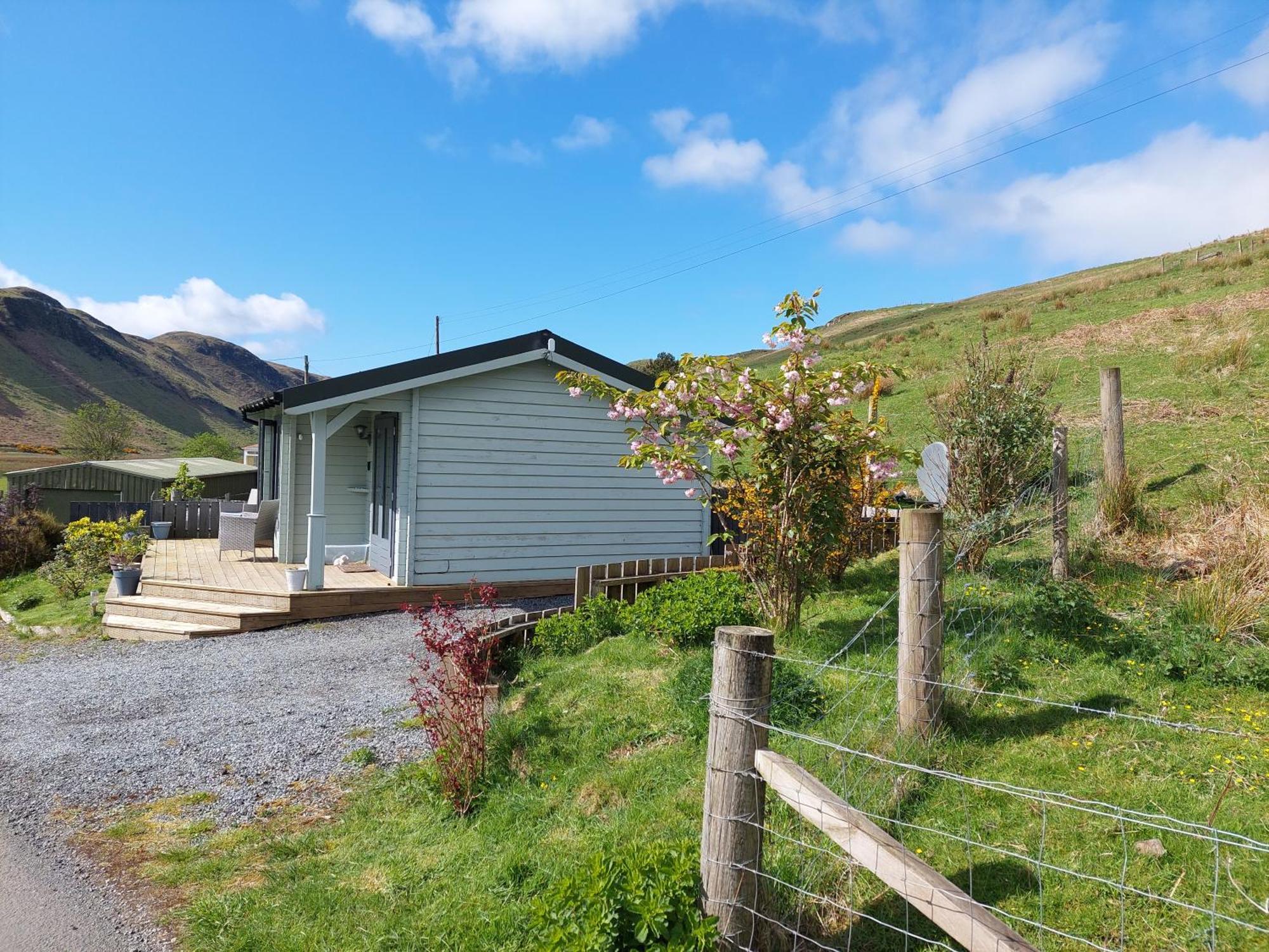 Crofters Cabin Bracadale Exterior photo